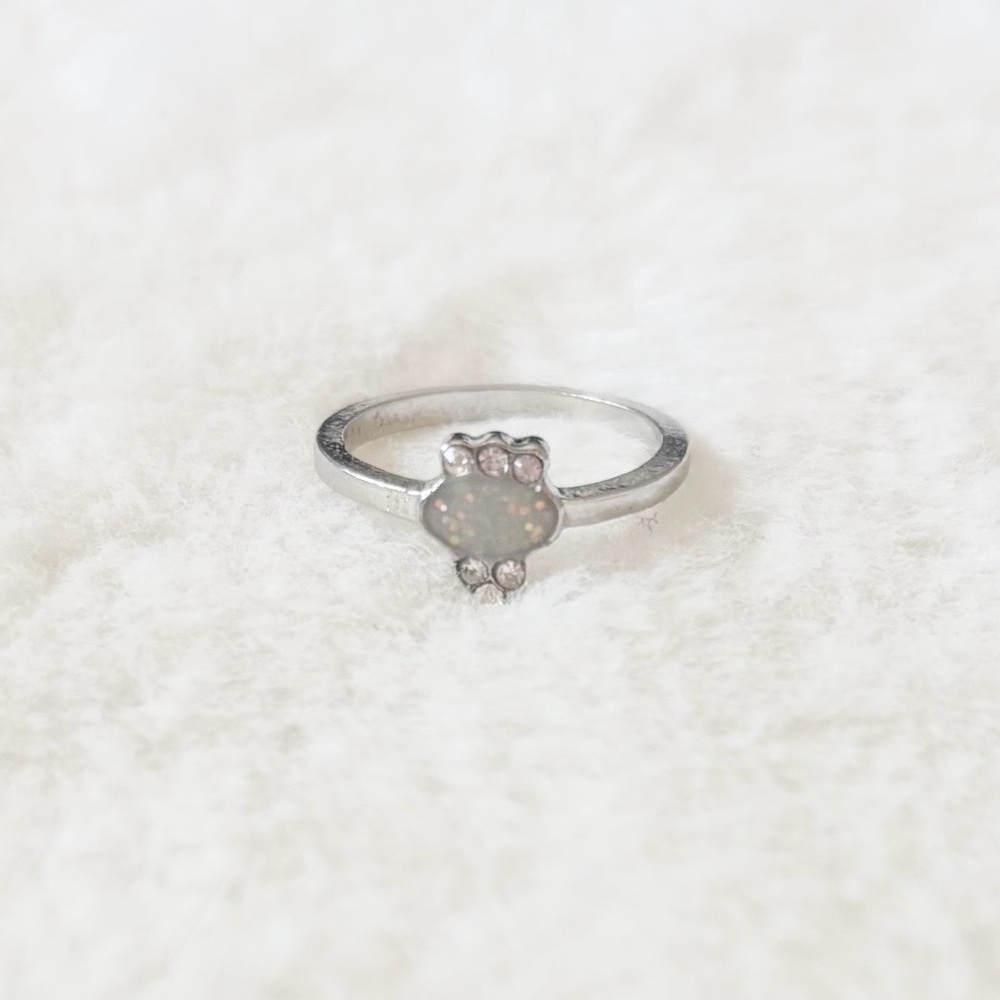 5/$15 🩷 MUST BUNDLE Elegant Silver Dainty Rhinestone Ring - Picture 1 of 2